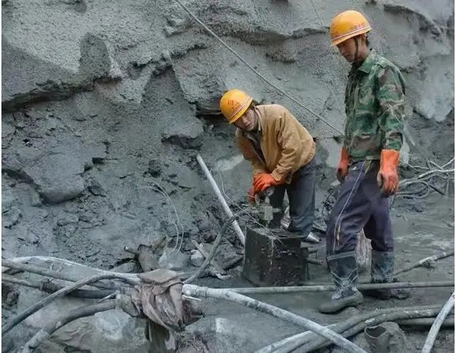 海港地基下沉注浆